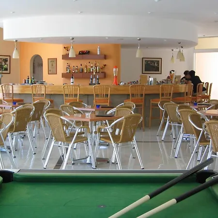 Otel Summerland (adults Only)