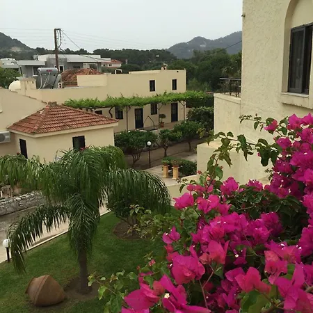 Otel Summerland (adults Only) 3*